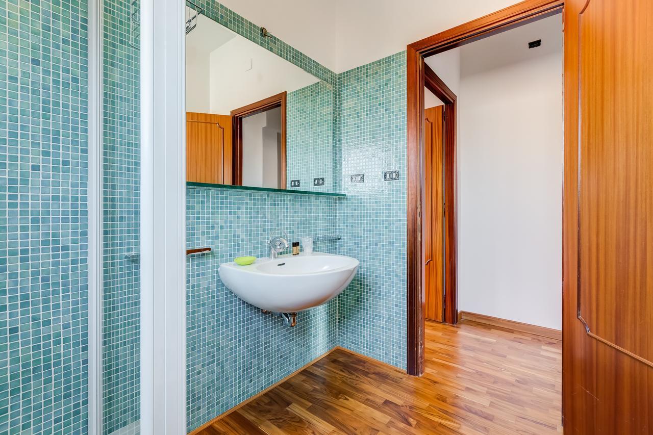 Nice And Warm Rooms Roma Exterior foto