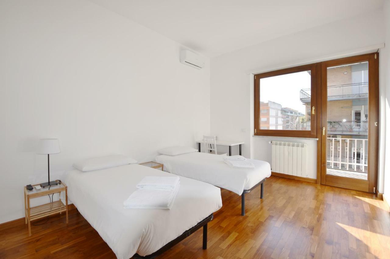 Nice And Warm Rooms Roma Exterior foto
