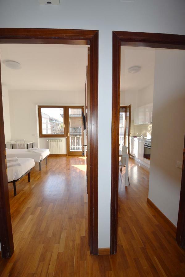 Nice And Warm Rooms Roma Exterior foto
